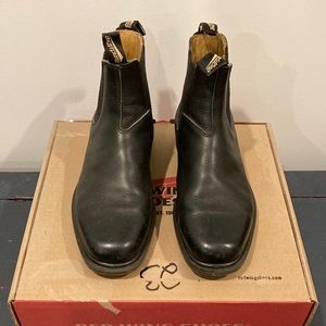 Blundstone Chisel toe black size 8